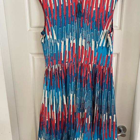 Anthropologie dress with voluminous skirt - Picture 2 of 7